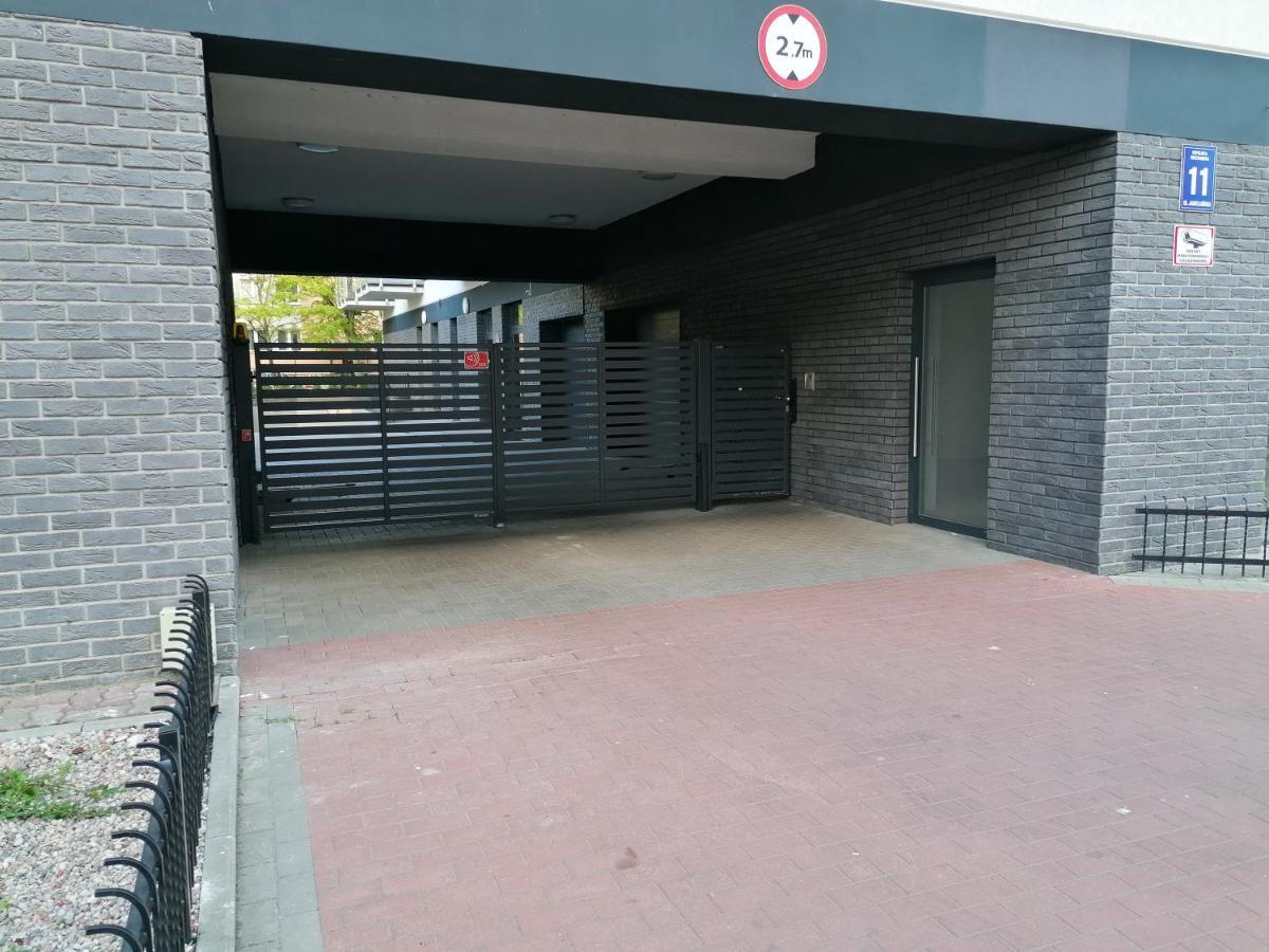 Apartamenty Mariela-Kolobrzeg Z Garazem エクステリア 写真