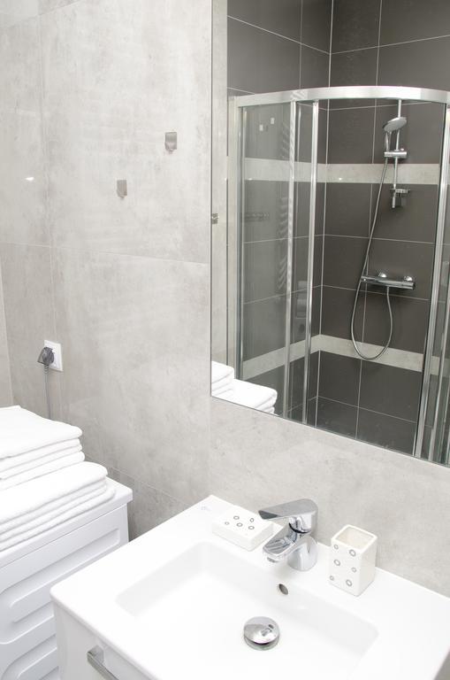 Apartamenty Mariela-Kolobrzeg Z Garazem エクステリア 写真