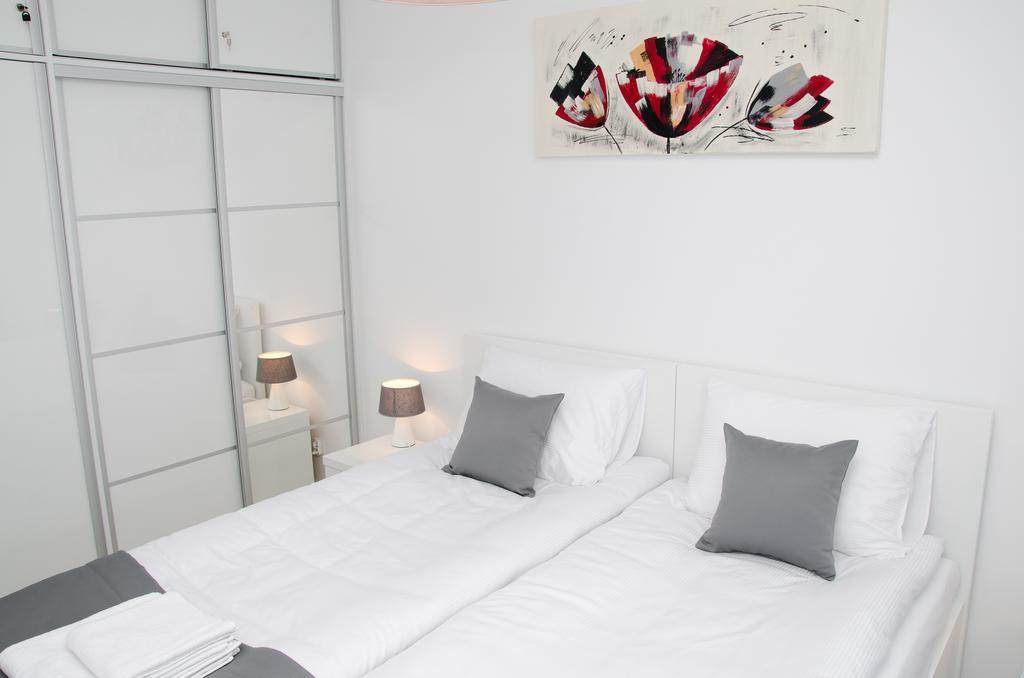 Apartamenty Mariela-Kolobrzeg Z Garazem エクステリア 写真